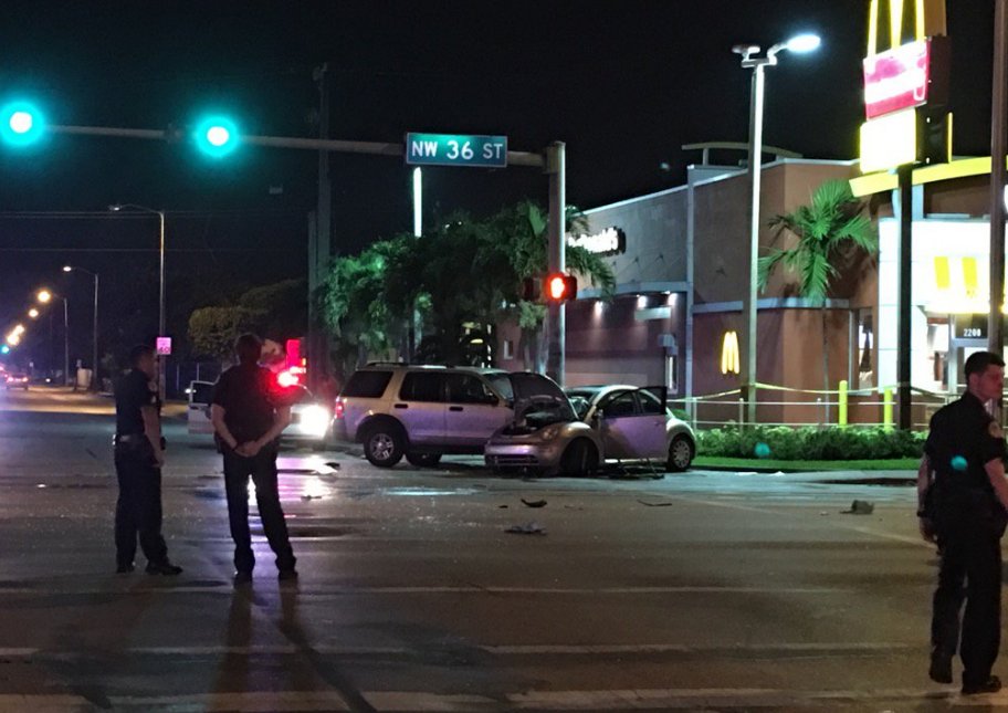 Boy, 8, extracted from vehicle after crash bit.ly/2o3W8li  Follow @JanineStanwood for more https://t.co/nt44JWzz3H