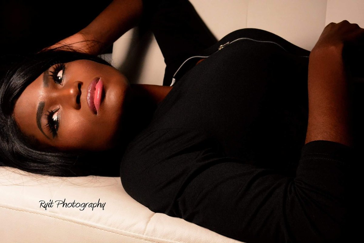KushMcCloud's tweet photo. Shot of @abenarose00 she was amazing to work with! Such an inspiring person. Make sure you follow her!! #Model #RyitPhotography https://t.co/OUsGQaSMeD