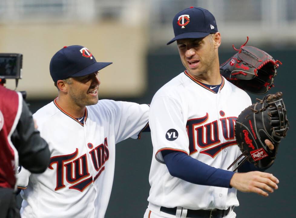 DiviMN's tweet photo. So #proud of our #HOMETEAM #TwinsBaseball βΎοΈway to rock #OpeningDay #get2give https://t.co/ejl4QdlDuZ