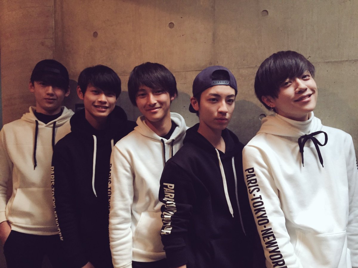 ライブ情報🎶】 4/29(土) 南青山・Future SEVEN にて開催の「テアトル