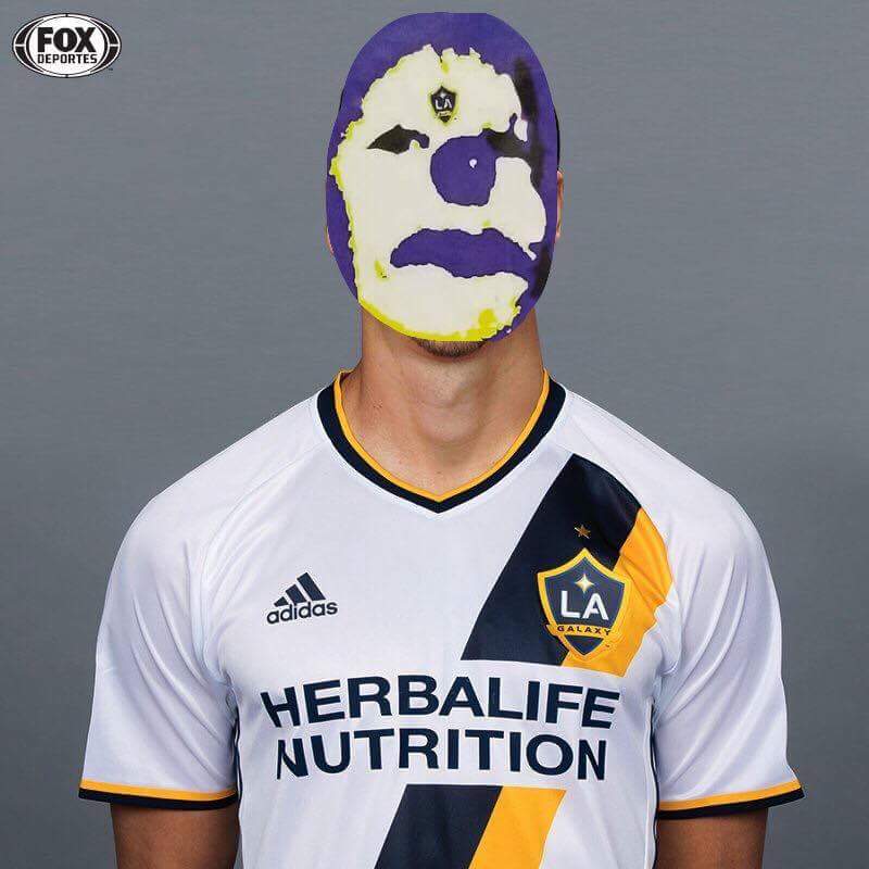 acosta19LA's tweet photo. Once you see it, you must RT in 121 seconds or Zlatan Pyrohimovic will curse the G's. #PyroClown https://t.co/SjrQCVarK3