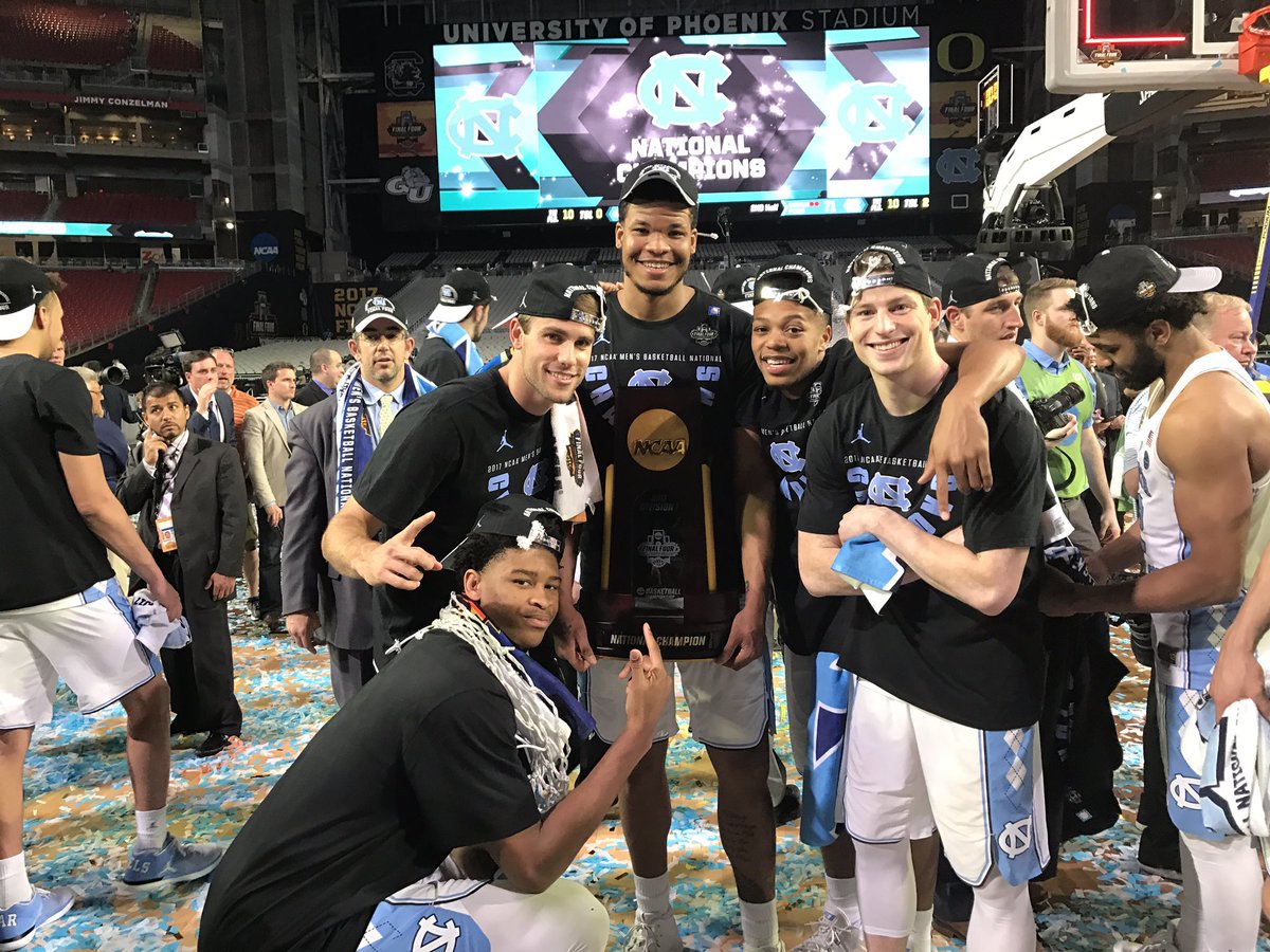UNC_Basketball's tweet image. One time for the seniors 
#OneShiningMoment 
#GetIntoIt