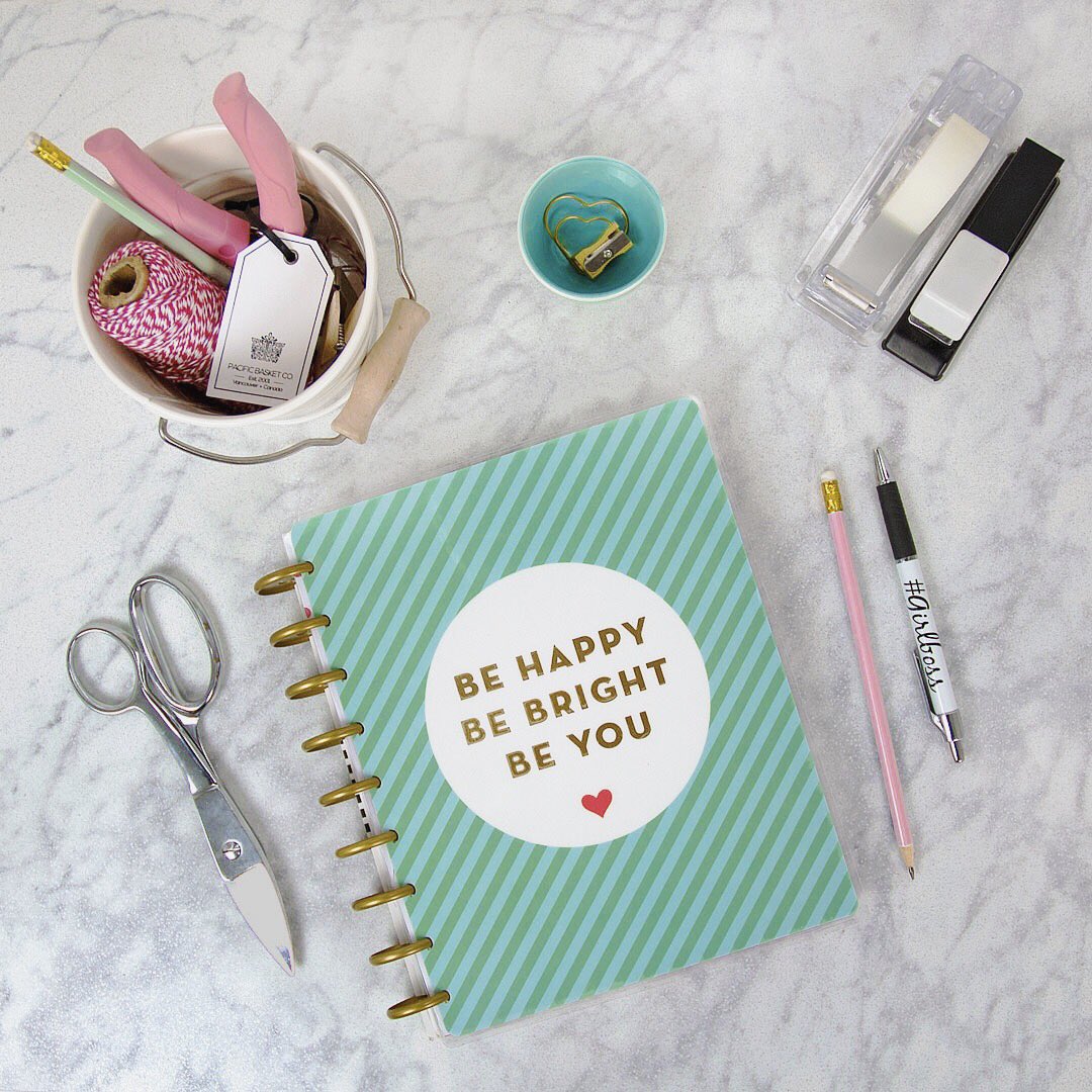 sdvisual_'s tweet image. ✏️📒