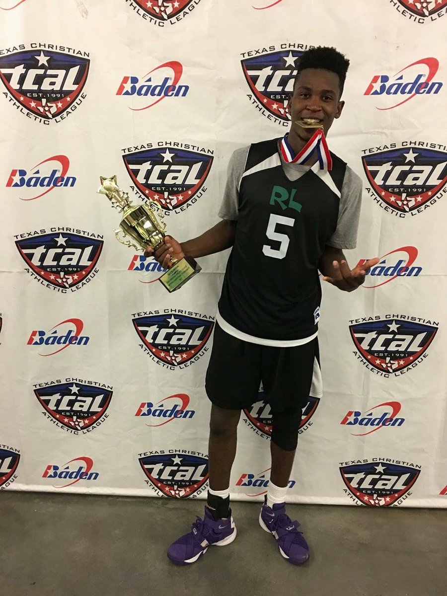 The_frenchkid's tweet photo. MVP with 30pts and 5 threes 🏀🏀🏀 https://t.co/HWO7tHndS0