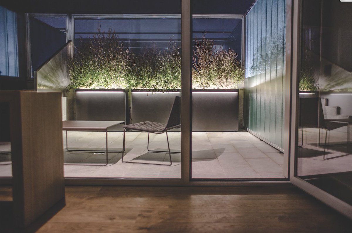HobbyFlower's tweet photo. Light up your hydroplanter with the high efficiency and low consumption of the #LEDtechnology. #HobbyLight ✨ https://t.co/WkRjRFygmH https://t.co/tio9Amre2t