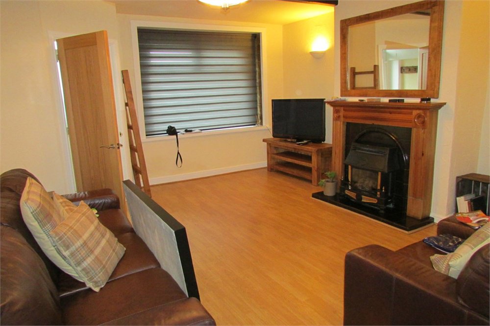 Earnshaw Kay tweet media