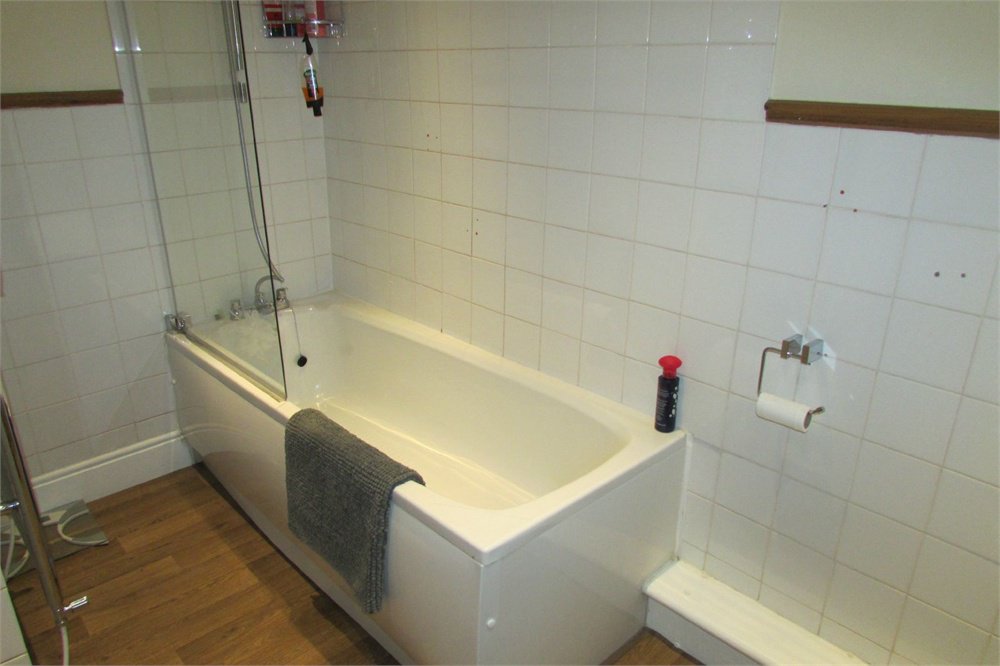 Earnshaw Kay tweet media