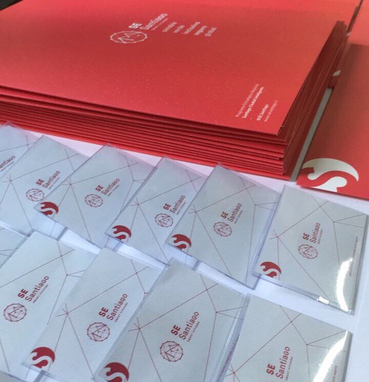 SeSantiagoCL's tweet photo. HOY | Última sesión del #EjedeMovilidad 💪🏻Los esperamos en @inria_chile con todo el ánimo para prototipar ideas! 🚘 #SmartCities #SeSantiago https://t.co/SN5rVba4W9