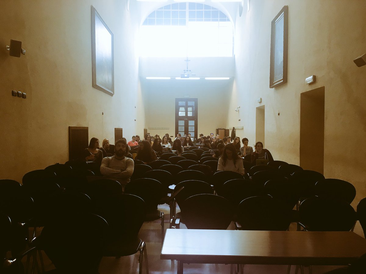 FondAccenture's tweet photo. Presentazione del concorso #YiA for #SDGs in @Unicatt, grazie prof. Premoli per l'ospitalità https://t.co/iMc7iSYvvt https://t.co/7jKKCkEFae