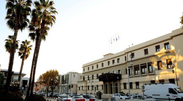 Corse_Matin's tweet photo. Le préfet accepte la démission de 18 membres élus de la #CCI2A #Corse https://t.co/ioMEBLpczV https://t.co/0tCNjXlhnI