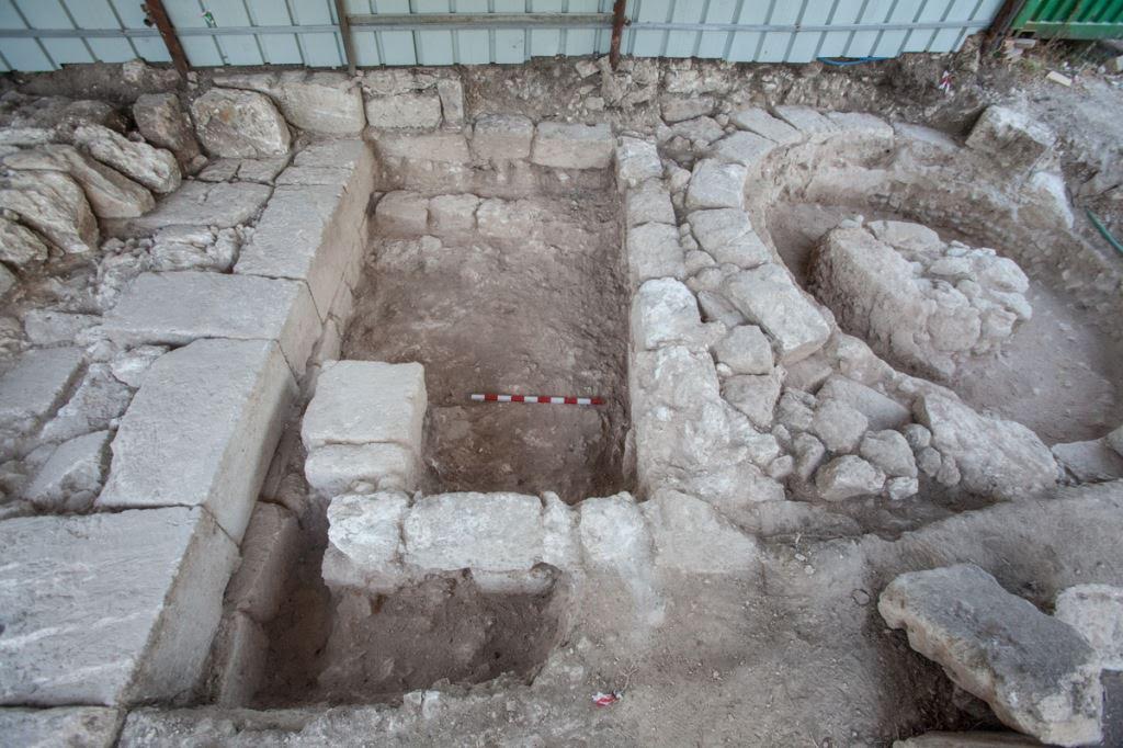 tweetontwotv's tweet photo. #AncientGateway uncovered at #BeitShearim, Israel @IsraelTourism @MeetinIsrael  @Israel 
https://t.co/CjaH9F1kYb https://t.co/2B5trYd9Cr
