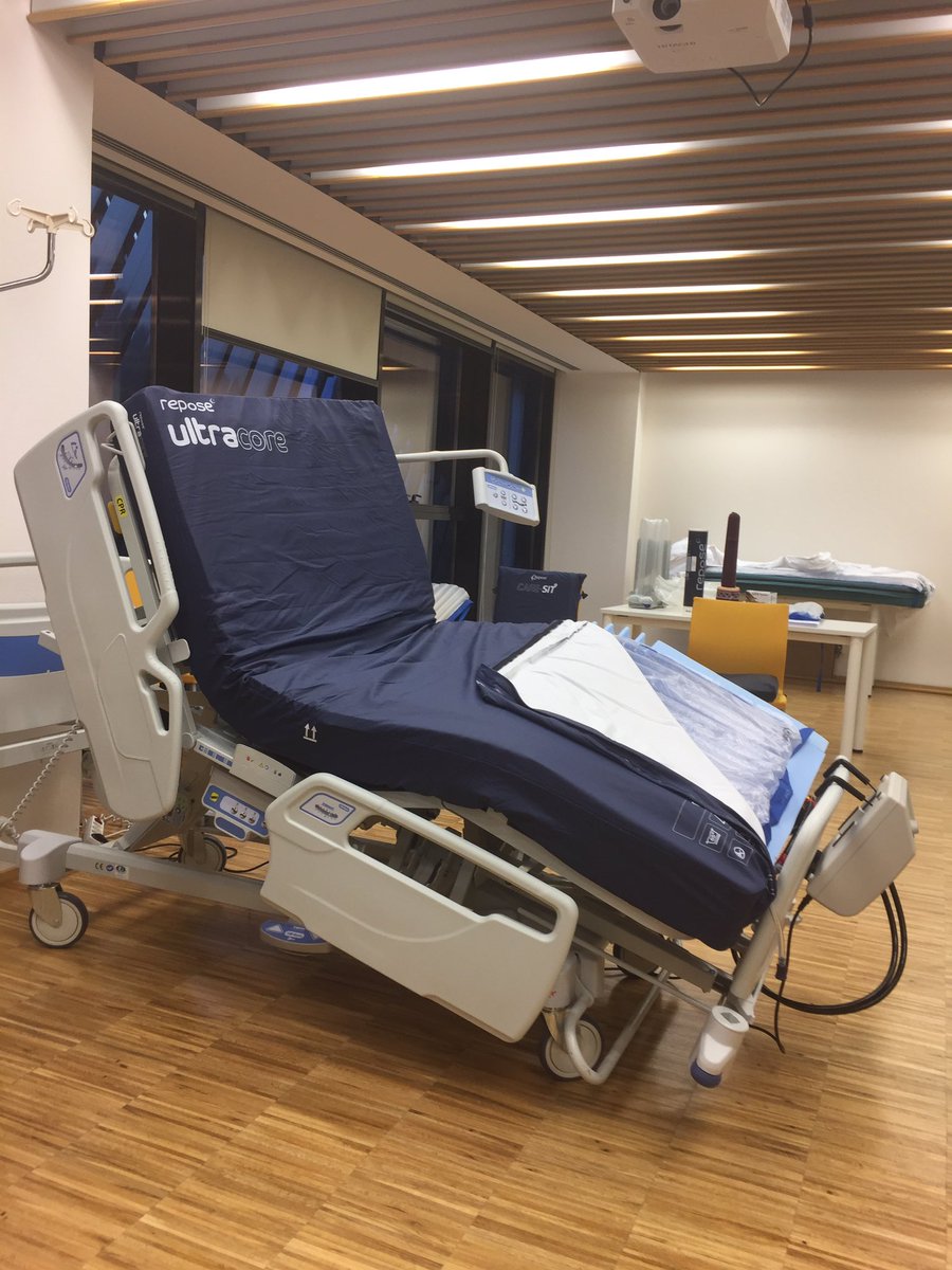 Repose_Previene's tweet image. @FMG_Repose In training Update on #Ulcers and #Herids Complex&quot; #Lateralization #Hospital General de Collado Villalba @amegmadrid