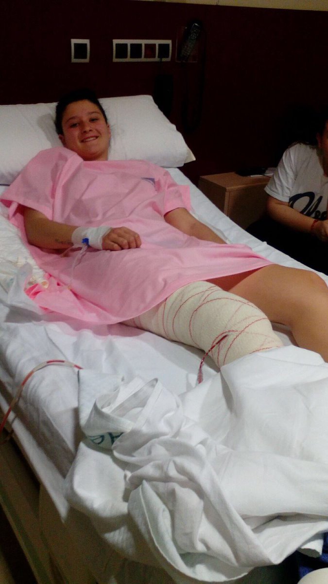 RoldanFSF's tweet photo. La operación de ayer de menisco y cruzado de @wapapijo fue todo un éxito. Ahora a recuperarse, te esperamos en la pista!! Ánimo Iratxe!! https://t.co/YHBSVE6Mkg