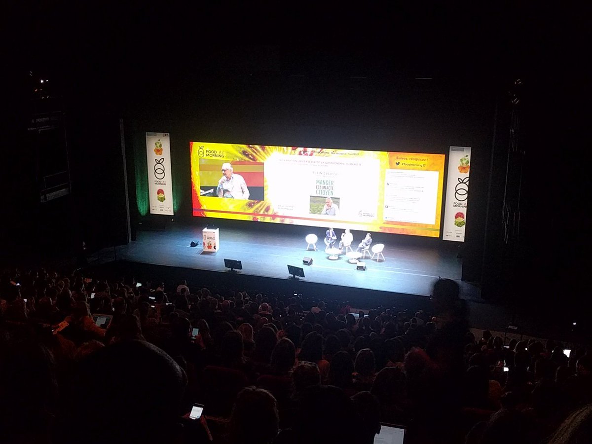 #FoodMorning17 "Manger est un acte citoyen" "je veux recréer du lien social" <a href="/Alain_Ducasse1/">Alain Ducasse</a> <a href="/ChrisRegouby/">Christian Regouby</a>