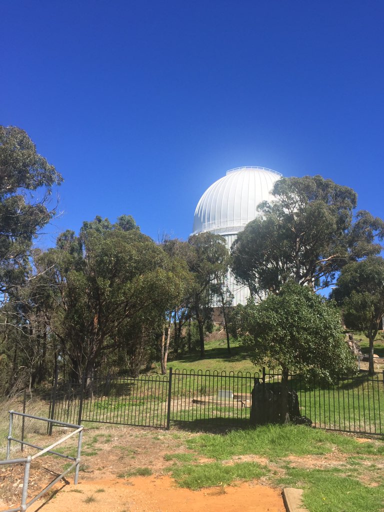 KenzikoUK's tweet photo. Prepping for #StargazingABC show 1 tonight - live from Siding Spring Observatory. https://t.co/2WyDlclO4R