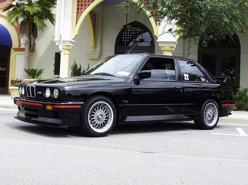 The #E30 looks like *this* AND it is really a street legal race car! No wonder it's #GodsChariot