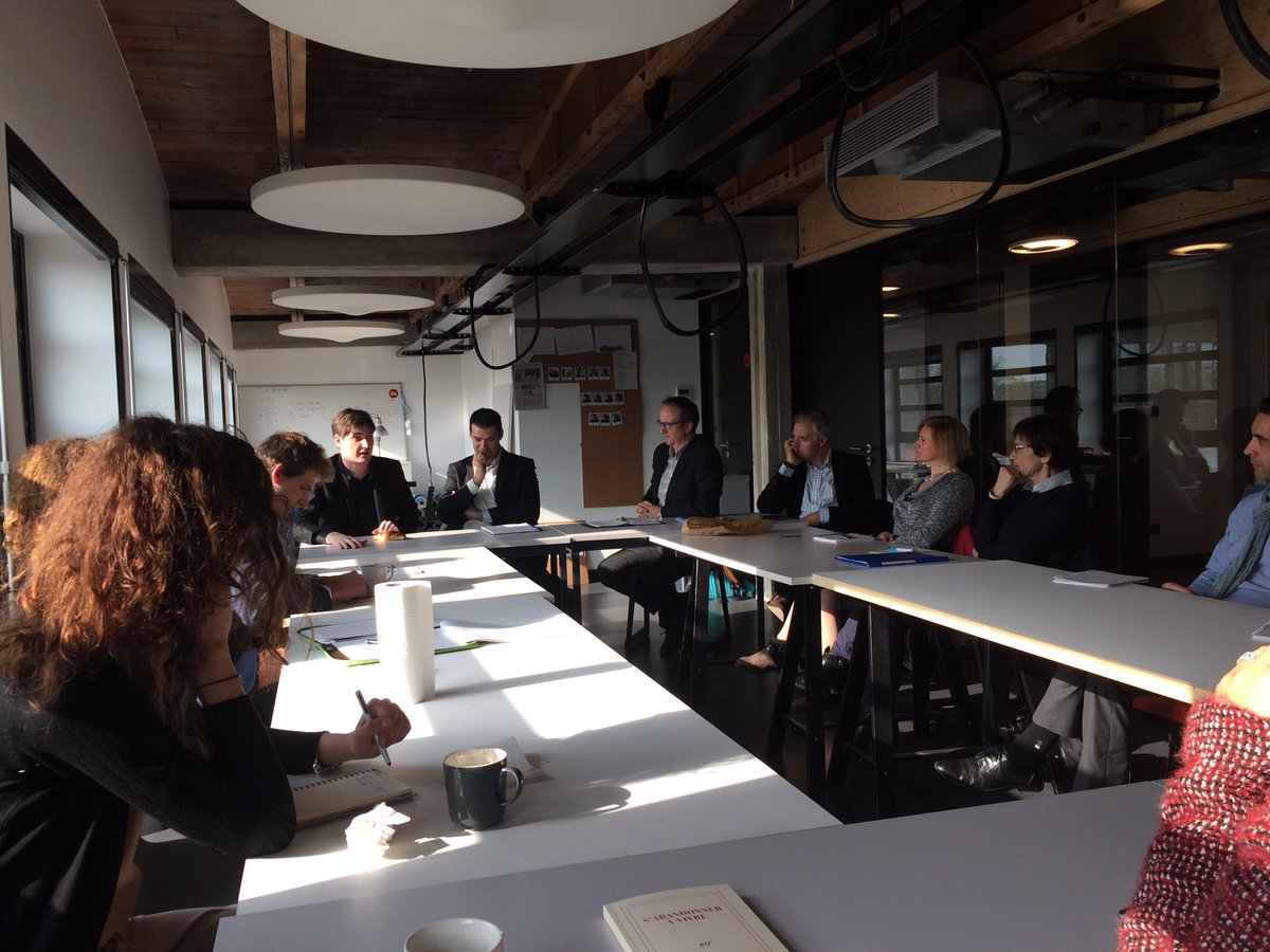 Nous avons des invités pour le café ☕️ Place au #flexcafé de <a href="/flexjob/">FlexJob</a> pour parler de travailler autrement avec <a href="/Solvay/">Solvay</a> et <a href="/restalliance/">Restalliance</a> 💼