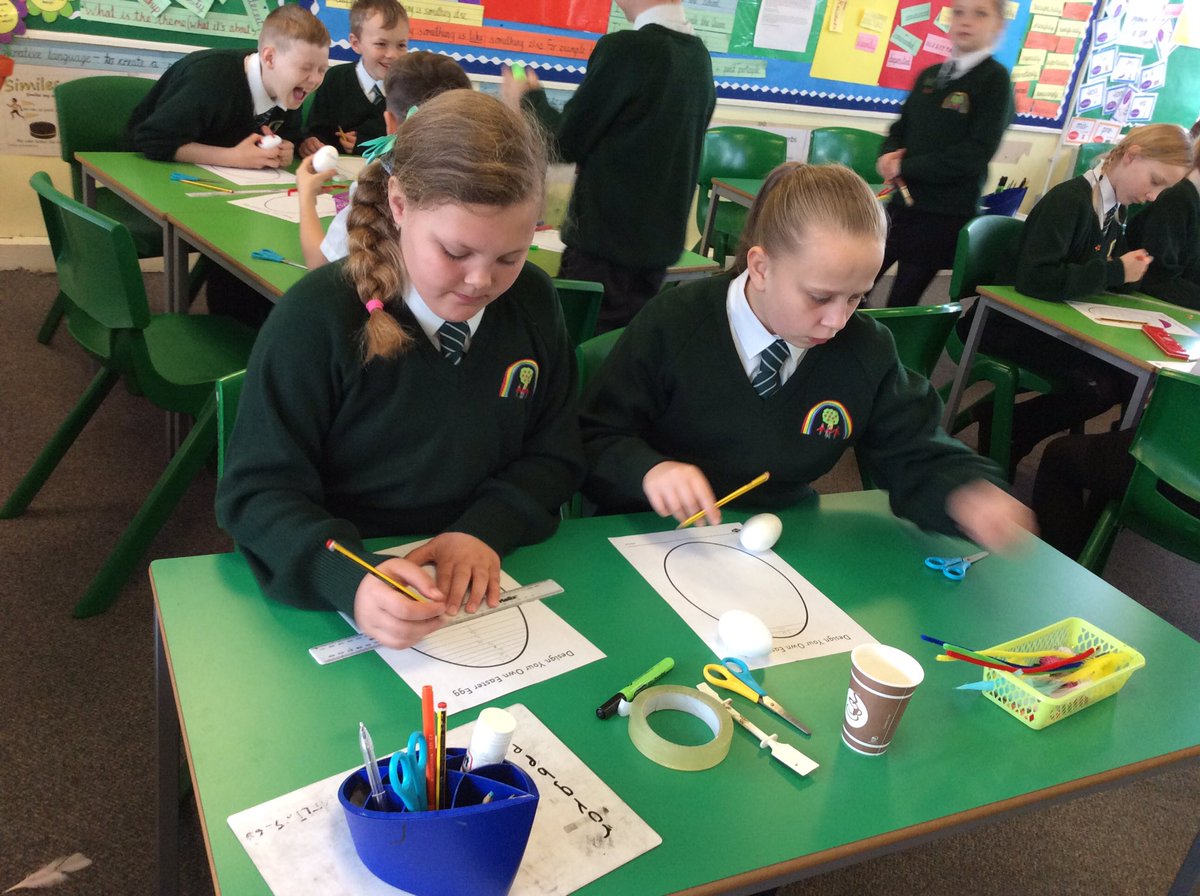 DeltaTheParks's tweet photo. 💚💚Fantastic Easter Craft morning right from @ParksAcademyFS1 up to @TheParksY6class 💚💚 https://t.co/Lk45WnIIz7