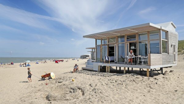 Onze 4 leukste adresjes voor een #weekendweg aan #zee. #strandhuisje bit.ly/2n6B9Pv