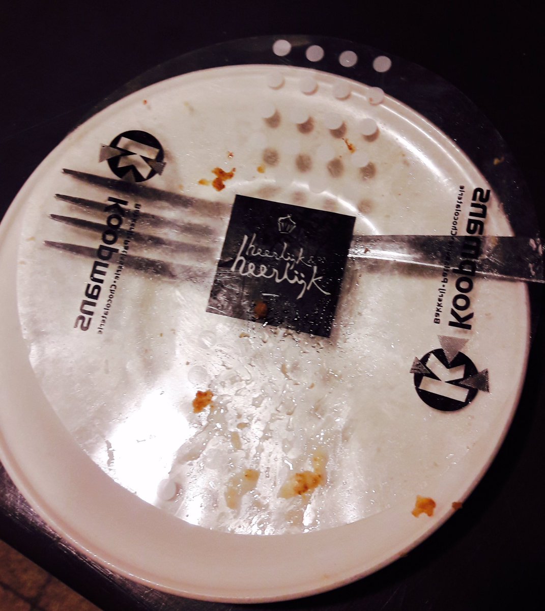 SlagerijWim's tweet photo. Bedankt @miekewesterhoff voor de lekkere verrassing bij de koffie (van @KoopmansBakker ) #Tubbergen #12,5jaar #feest https://t.co/jEIYzGycCL