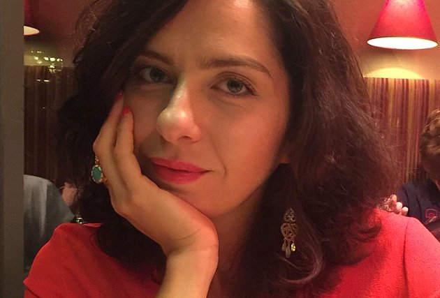 Tamyras's tweet photo. La directrice d'@AssafinaA répond à nos questions à l'occasion du lancement du livre « A Different Persective ». https://t.co/GI63QsN1JO https://t.co/AuW9UFg0Bh