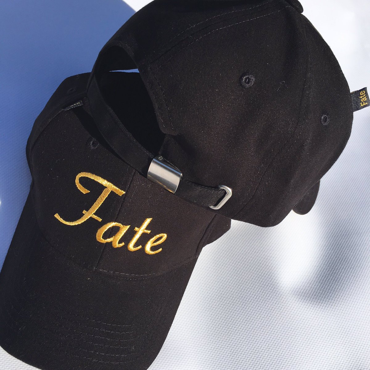 Collectionfate's tweet image. ⚜️Midnight Black⚜️