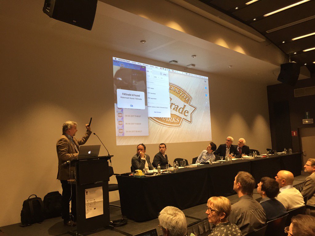 Demo of digital watermarks at workshop by Filigrade. <a href="/NewPlasticsEcon/">New Plastics Economy</a> @PGUK #pgemployee