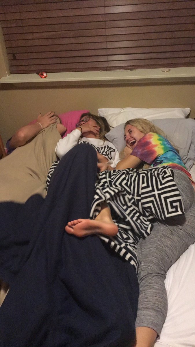 HAPPY BDAY to the most supportive &amp; fun loving person you'll ever meet‼️ hope you have the bestest day, ily b 💗💗