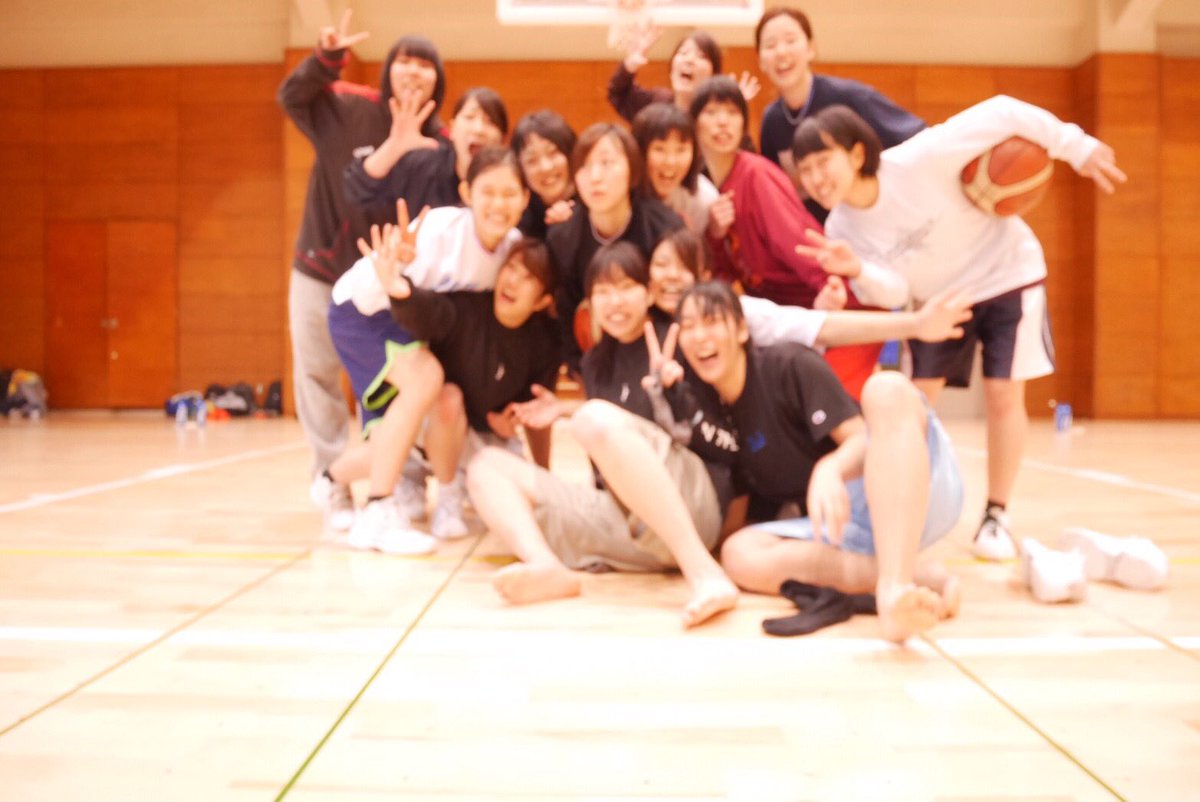國學院大學女子バスケットボール部 على تويتر 新入生の皆さんご入学おめでとうございます 女子バスケ部では選手 マネージャーを募集しています 少しでも興味を持った方はたまプラーザキャンパスの 体育館に気軽にいらしてください 練習日程 5日 9時 7日 17