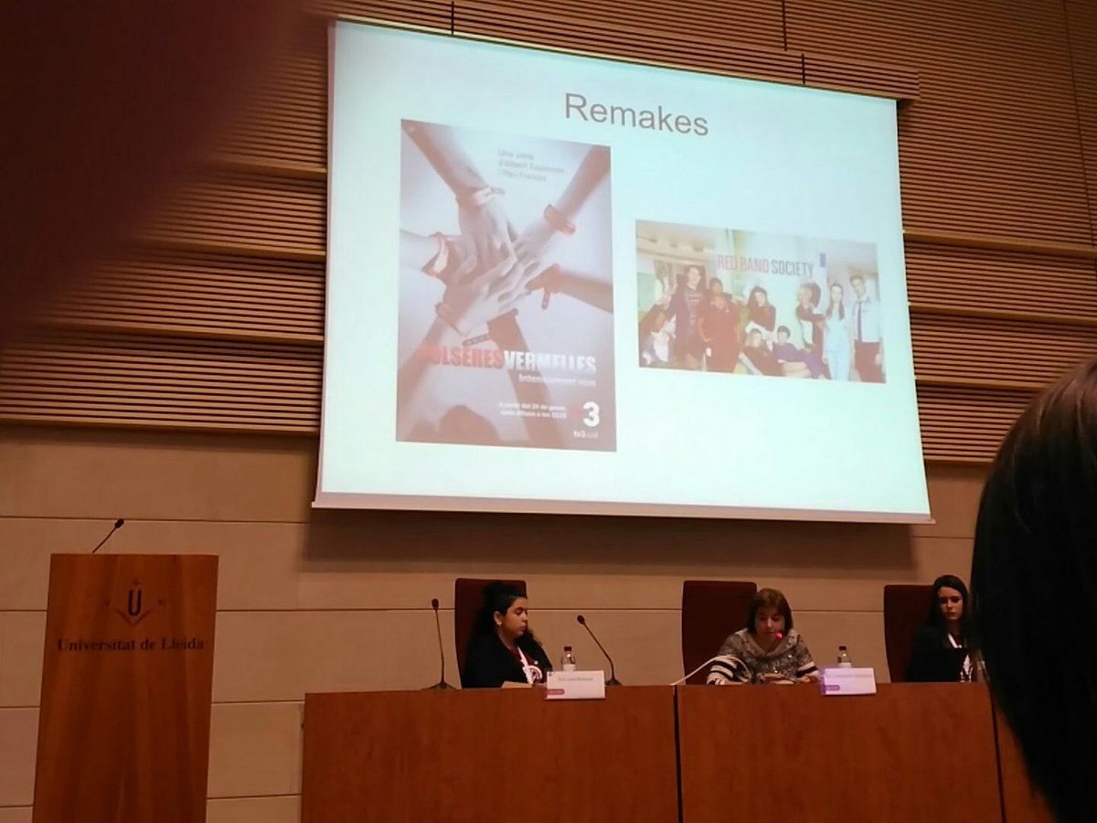 UdLMagazine's tweet photo. "Polseres vermelles" primera sèrie catalana emesa a USA #14SetCom https://t.co/lEbB3BGGIL
