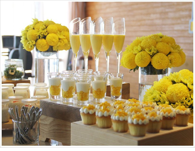 #SpringWelcome Spring into Spring with COLOR! #EventIdea  meetingsimagined.com/tips-trends/sp…