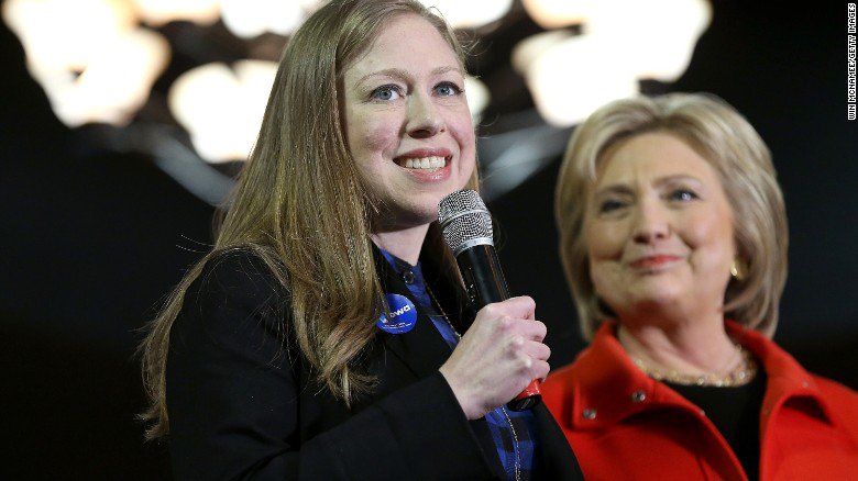 CNNPolitics's tweet photo. Chelsea Clinton: "We all need to be asking ourselves" whether to seek public office https://t.co/ohlhYd4CDh https://t.co/ODEWtOI7aH