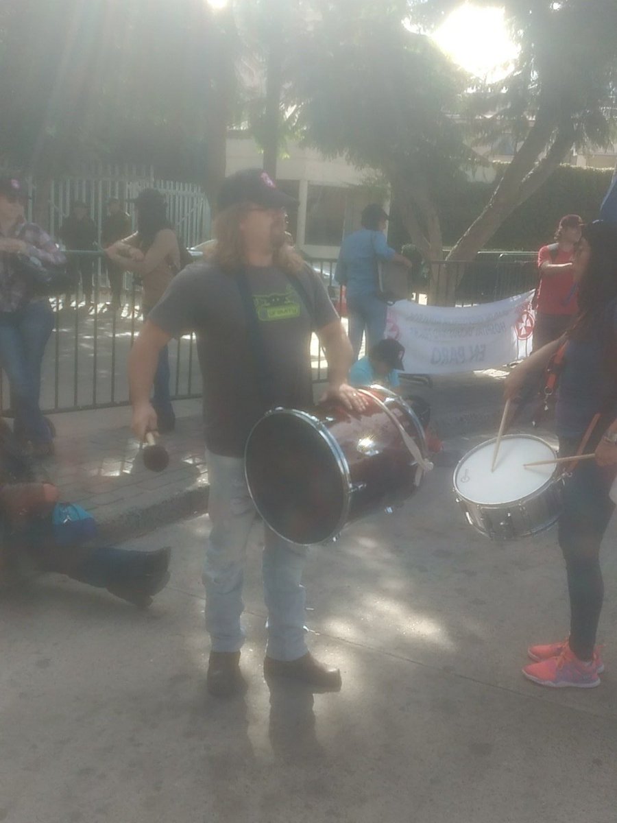 FenatsHGF's tweet photo. #carolcariola hoy nos recibe para presentar nuestras demandas que la dirección del Hospital Fricke no ha escuchado @biobio https://t.co/qy28WVlCzB