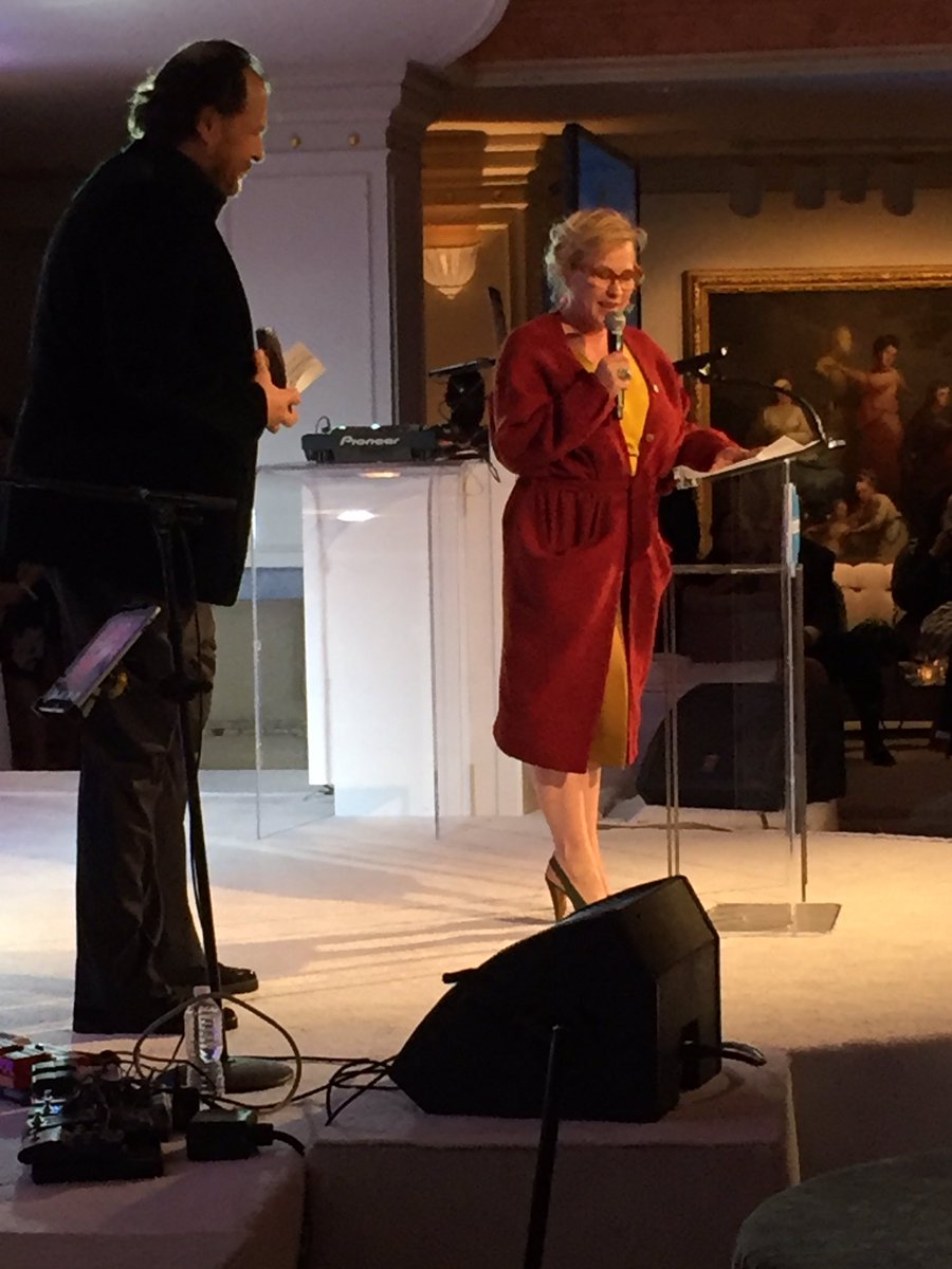 AcumenBullotta's tweet photo. Marc @Benioff honored equality trailblazers last night. @Salesforce #EqualityForAll #EqualPayDay https://t.co/802TgpCOIR