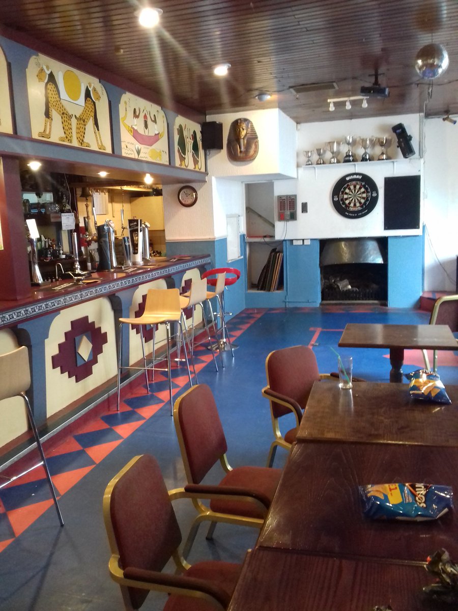 freshbitesdevon's tweet photo. Had great day with @mentalMandi painting at kerr street social. Function room available for hire can accommodate 150 guests @freshbitesdevon https://t.co/CAtvn45HXP