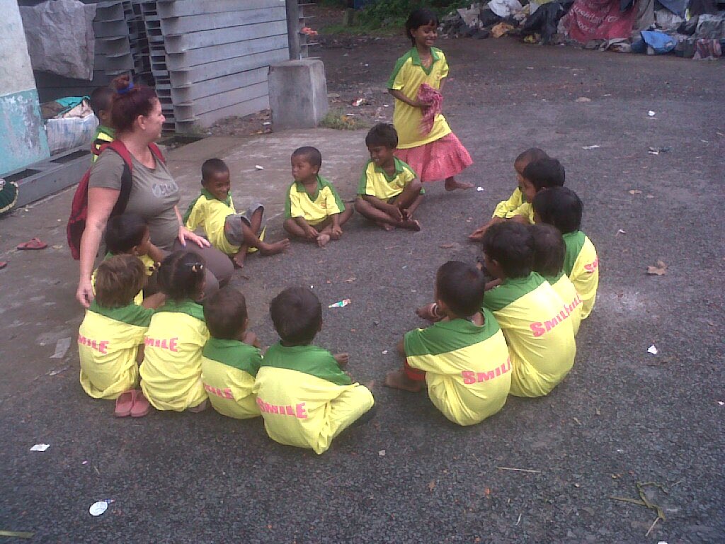 WorkcampIndia's tweet image. SMILE India Street Angels camp in Apr (17-30), May (1-14),(17-30) &amp;amp; Jun( 1-14),(17-30). @Volontariat_ @egyesek @nice_workcamp @Oikos_AssVol