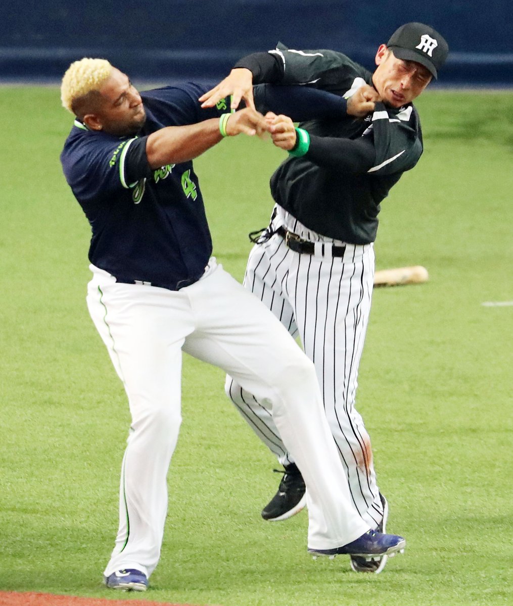 縺ョ縺励h در توییتر 阪神とヤクルト乱闘 バレンティン 矢野コーチ退場 T Co Fwfvaiaxvy Nikkansportsさんから 画像めっちゃ面白い 縺ョ縺励h در توییتر 阪神とヤクルト乱闘 バレンティン 矢野コーチ退場 T Co Fwfvaiaxvy Nikkansportsさんから 画像めっちゃ面白い