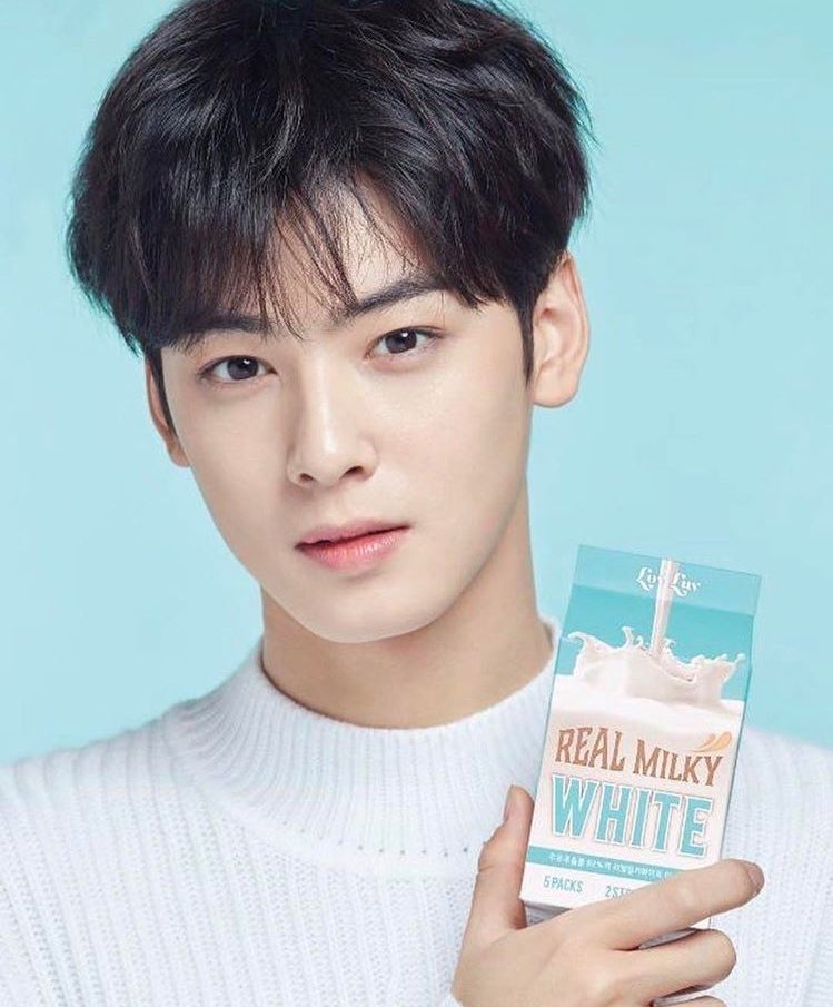 ASTROThailand's tweet photo. [📸] IG update : #ชาอึนอู - LovLuv_cos #ASTRO #CHARUNWOO #아스트로 #차은우  https://t.co/6IJAH2yakb https://t.co/6uS9IQQXG2