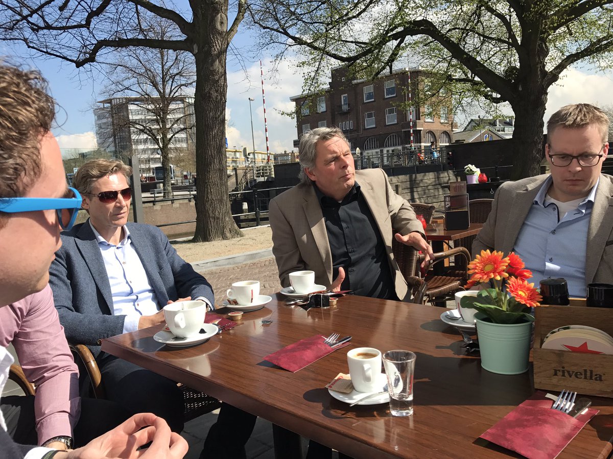 Twentse Ambassade tweet media