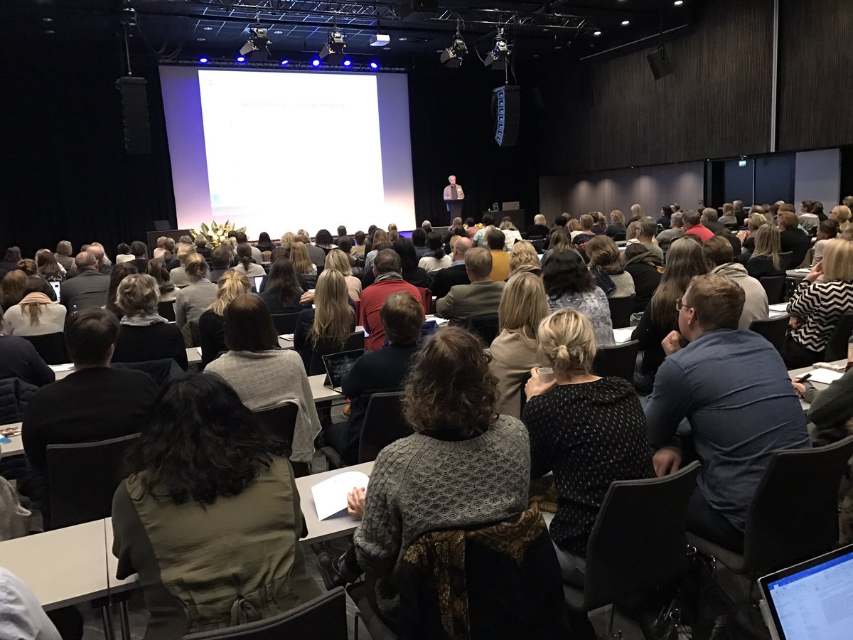 tovehd's tweet photo. Takk for oss, #lesesenteret. Takk for lærerike og gode dagar på #lesekonferanse. Rett heim og fylle skulen med meir kvalitet.#ørstaskulen https://t.co/Ki5MrpJ9ZG