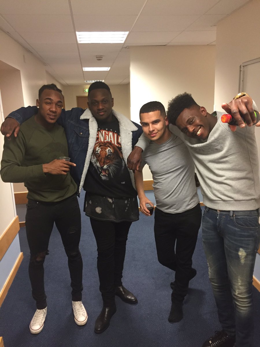 _KyleSpence's tweet photo. Bro's 👊🏾 https://t.co/6QtZmG0UNE