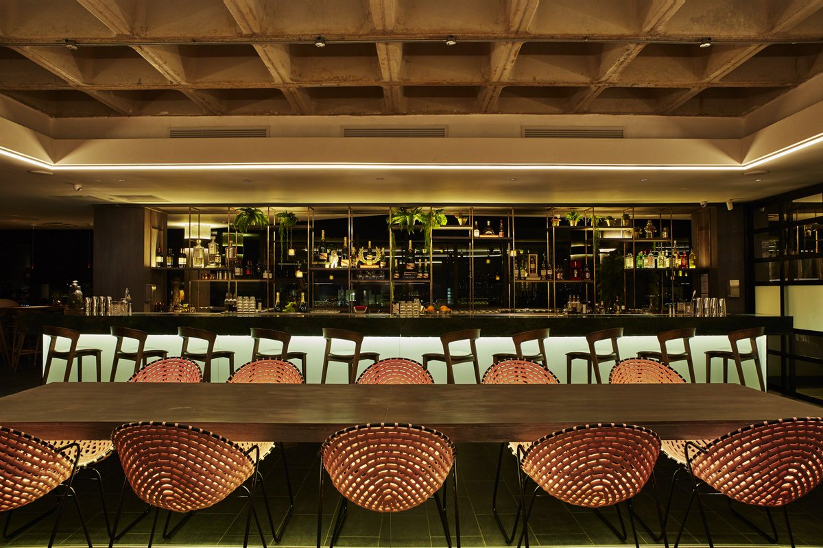 SMITH TAIT &amp; <a href="/TheMeshClub/">MESH</a> opted for <a href="/Soraainc/">Soraa</a> #lamps to meet the space’s diverse needs #lightingdesign #lighting bit.ly/smithtait