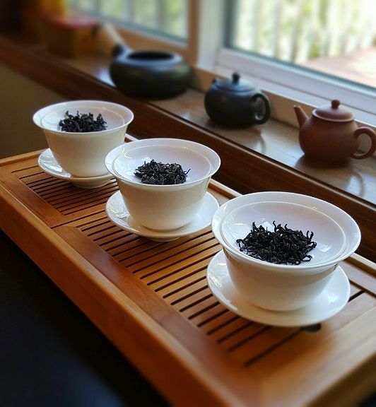 UKTeaAcademy's tweet photo. A Single Origin Georgian Tea Flight via @lazy_literatus https://t.co/E2IUupW16o #tea #Georgia #Georgiantea https://t.co/i7gEBwZaax