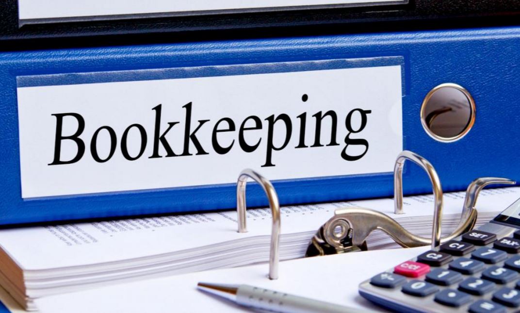 Help! - It's the end of the tax year &amp; I've done nothing with my books! 
LeeP's damage limitation guide #bookkeeping ow.ly/byfx30akjej