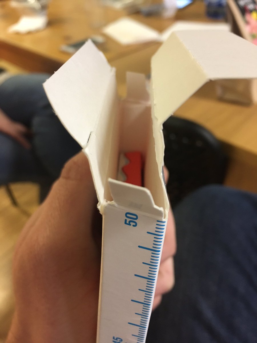 Si parlava 50cm di #kinder cioccolato non di scatola.. Me ne dovete 2 <a href="/kinder_italia/">Kinder</a> #kindersorpresa