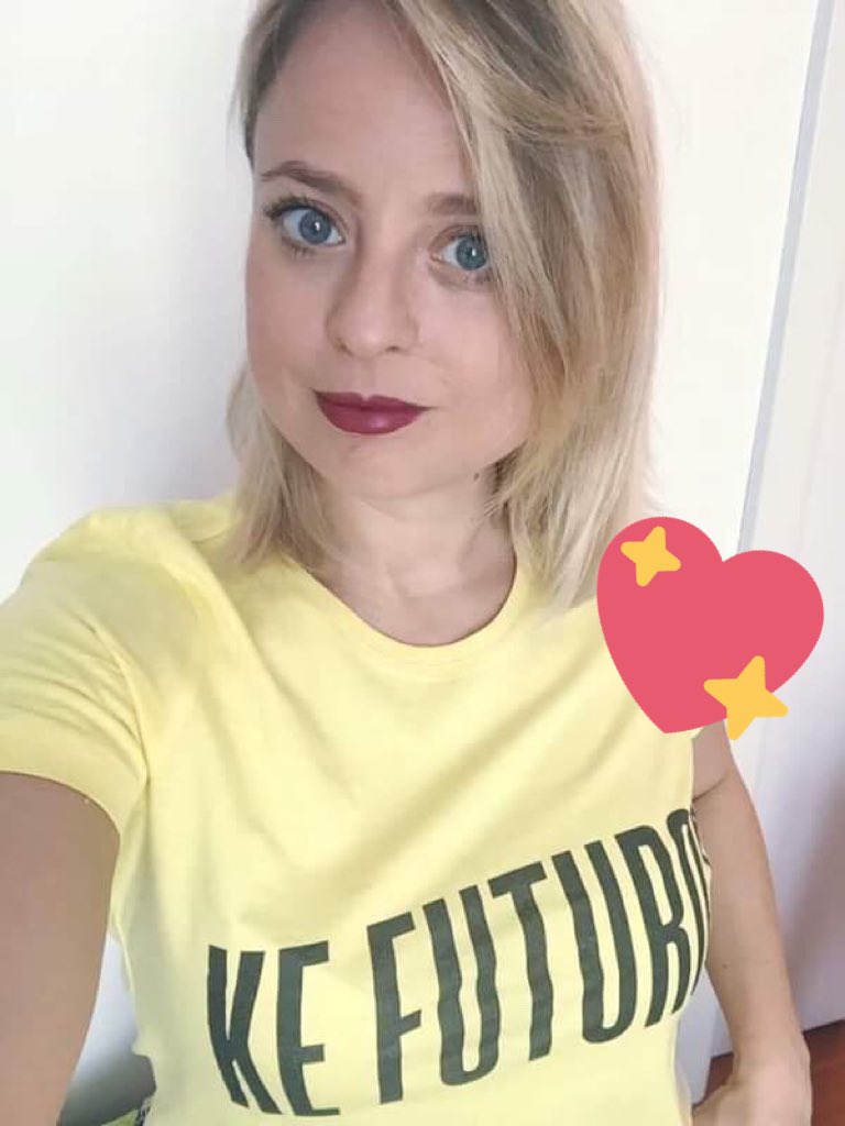 +++ Attenzione!!! +++

Post sconsigliato per i deboli di cuore

😻WOW
Potreste innamorarvi di sui occhi
#KeFuturo #tiscert #cumtribute