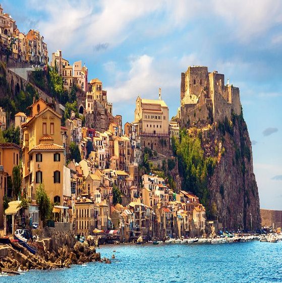 whyinitaly tweet picture