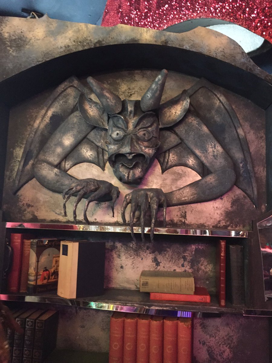 FoolsFortunes's tweet photo. Big thanks to @vaultytowers for letting us come in &amp; film today.What a great venue! #TIEMeDown #supportwebseries #filming #TuesdayMotivation https://t.co/BYVNGx6fmO