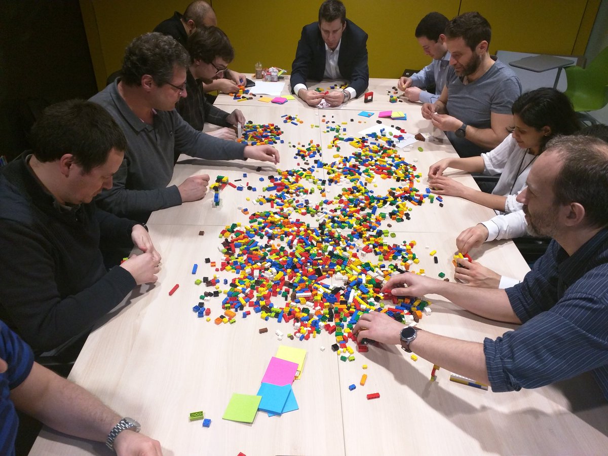 Ajiro_fr's tweet photo. Atelier #tddlego à la société générale https://t.co/1dnOyR4kJb
