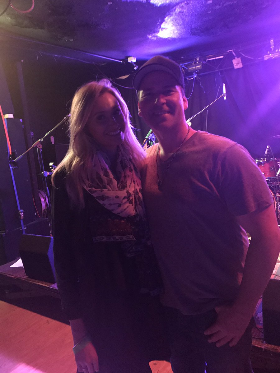 SoundandCountry's tweet photo. Recording the 8th #SACV tomorrow which will air in a week's time on @SirenFM. Don't miss my interview with talented artist @DawsonReigns! https://t.co/ueNga0OI2p